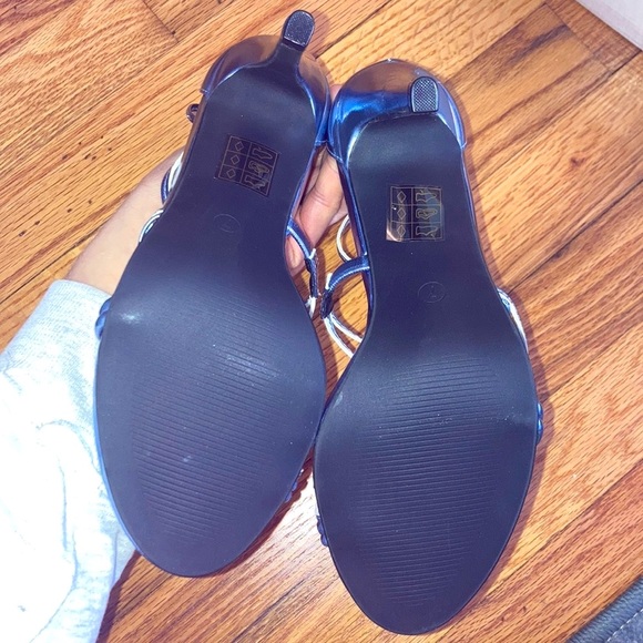 blue stilettos size 7 - Picture 2 of 8